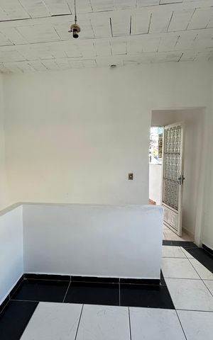Casa para alugar com 110m², 2 quartos e sem vaga