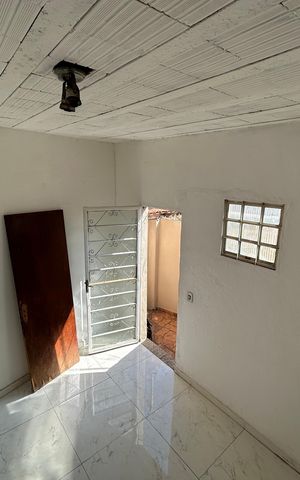 Casa para alugar com 110m², 2 quartos e sem vaga