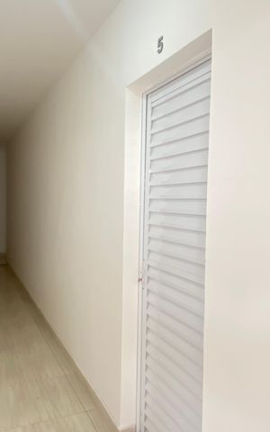 Apartamento para alugar com 55m², 2 quartos e sem vaga Apartamento para alugar com 55m², 2 quartos e sem vagaHall