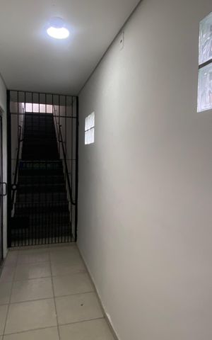 Apartamento para alugar com 55m², 2 quartos e sem vaga Apartamento para alugar com 55m², 2 quartos e sem vagaHall