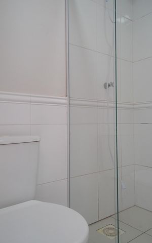 Casa de condomínio à venda com 61m², 2 quartos e 1 vagaBanheiro