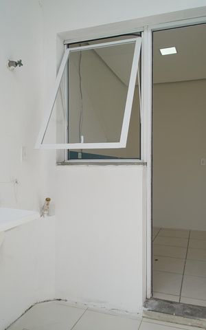 Casa de condomínio à venda com 61m², 2 quartos e 1 vagaTANQUE