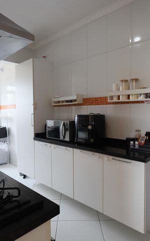 Apartamento para alugar com 75m², 2 quartos e 1 vagaCozinha e Área de Serviço