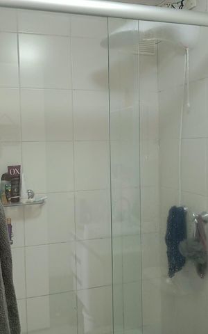 Apartamento à venda com 74m², 2 quartos e 1 vaga Apartamento à venda com 74m², 2 quartos e 1 vagaBanheiro