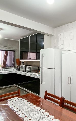 Casa à venda com 168m², 4 quartos e 3 vagasCozinha 