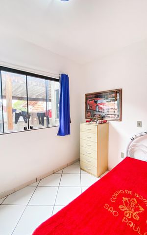 Casa à venda com 168m², 4 quartos e 3 vagasQuarto 1