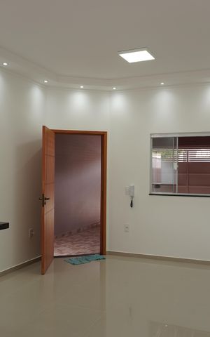 Casa para alugar com 110m², 2 quartos e 2 vagasSala e cozinha