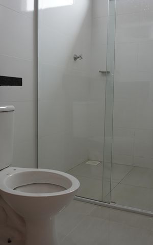 Casa para alugar com 110m², 2 quartos e 2 vagasQuarto 2 Suíte (Banheiro)