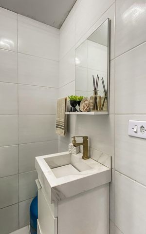 Casa à venda com 73m², 2 quartos e 1 vaga Casa à venda com 73m², 2 quartos e 1 vagaBanheiro de serviço