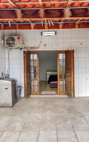 Casa à venda com 73m², 2 quartos e 1 vaga