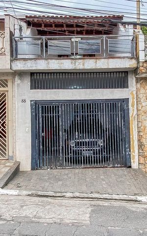 Casa à venda com 73m², 2 quartos e 1 vaga