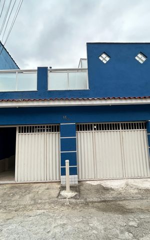 Casa à venda com 216m², 2 quartos e 2 vagasFachada