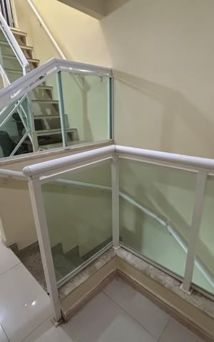 Casa à venda com 216m², 2 quartos e 2 vagasHall dos Quartos