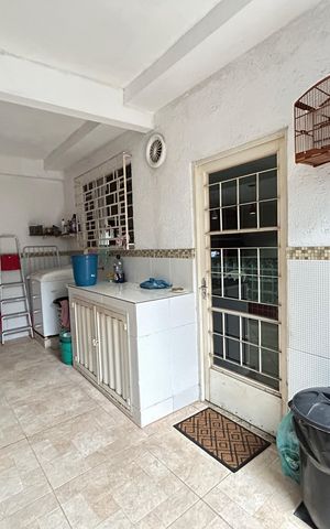 Casa à venda com 216m², 2 quartos e 2 vagasÁrea de Serviço