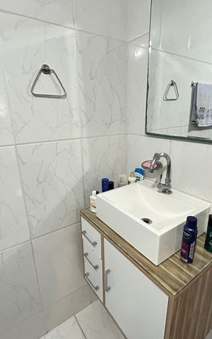 Casa à venda com 216m², 2 quartos e 2 vagasBanheiro da Suíte