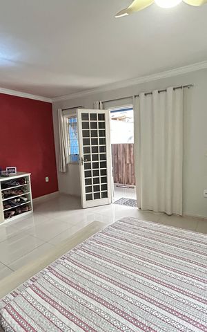 Casa à venda com 216m², 2 quartos e 2 vagasQuarto 2 - Suíte