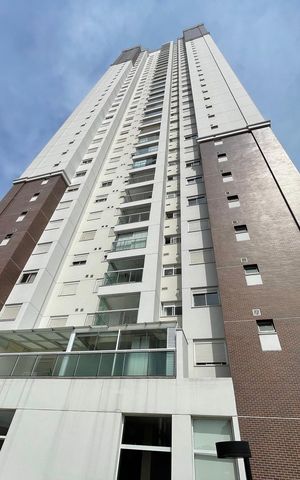 Apartamento à venda com 65m², 2 quartos e 1 vaga Apartamento à venda com 65m², 2 quartos e 1 vagaFachada do bloco