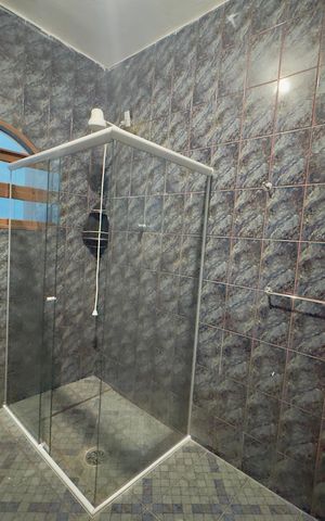 Casa para alugar com 200m², 3 quartos e 2 vagas