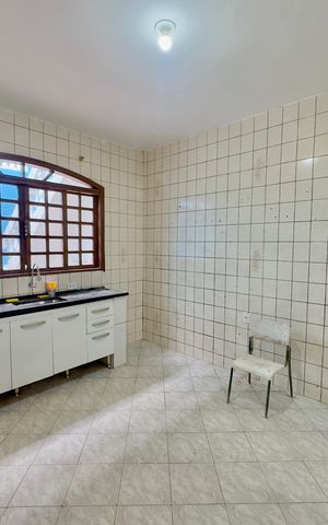 Casa para alugar com 200m², 3 quartos e 2 vagas