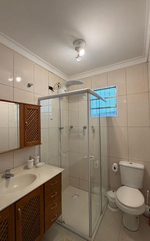 Casa para alugar com 1000m², 4 quartos e 8 vagas
