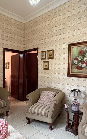 Casa para alugar com 1000m², 4 quartos e 8 vagas