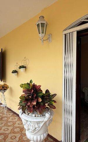 Casa para alugar com 1000m², 4 quartos e 8 vagas