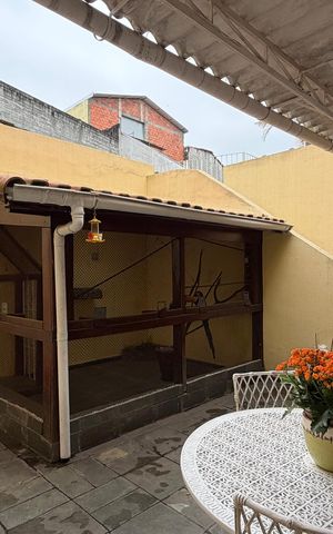 Casa para alugar com 1000m², 4 quartos e 8 vagas