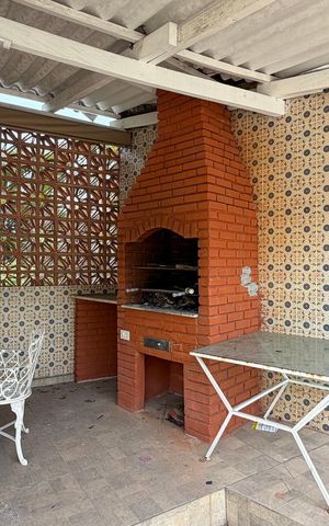 Casa para alugar com 1000m², 4 quartos e 8 vagas