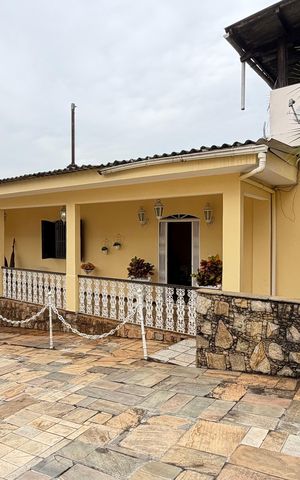 Casa para alugar com 1000m², 4 quartos e 8 vagas