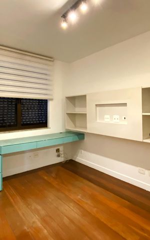 Apartamento à venda com 354m², 4 quartos e 4 vagas Apartamento à venda com 354m², 4 quartos e 4 vagasSemi suite 1