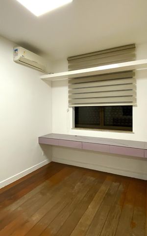 Apartamento à venda com 354m², 4 quartos e 4 vagas Apartamento à venda com 354m², 4 quartos e 4 vagasSemi suite 2