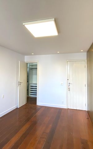 Apartamento à venda com 354m², 4 quartos e 4 vagas Apartamento à venda com 354m², 4 quartos e 4 vagasSuite 1