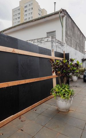 Casa para alugar com 400m², 3 quartos e 6 vagas Casa para alugar com 400m², 3 quartos e 6 vagasGaragem
