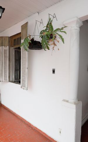 Casa para alugar com 400m², 3 quartos e 6 vagas Casa para alugar com 400m², 3 quartos e 6 vagasQuintal