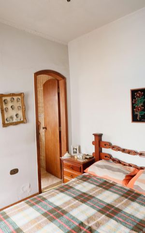 Casa para alugar com 400m², 3 quartos e 6 vagas Casa para alugar com 400m², 3 quartos e 6 vagasSuíte