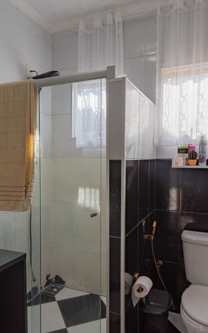 Casa para alugar com 120m², 3 quartos e 2 vagas Casa para alugar com 120m², 3 quartos e 2 vagasBanheiro