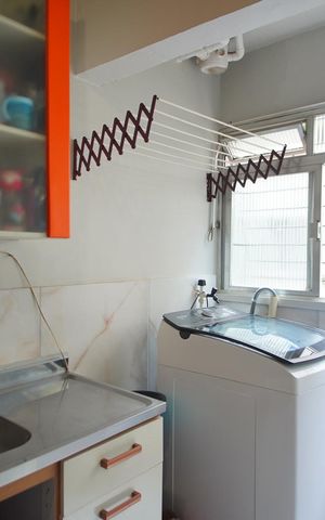 Apartamento à venda com 84m², 2 quartos e 1 vagaCozinha e Área de Serviço