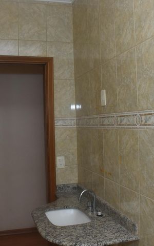 Casa para alugar com 318m², 3 quartos e 4 vagasBanheiro