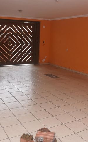 Casa para alugar com 318m², 3 quartos e 4 vagasGaragem