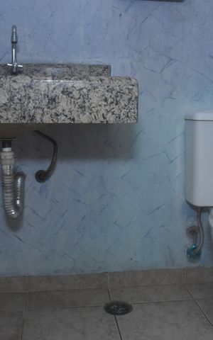 Casa para alugar com 318m², 3 quartos e 4 vagasBanheiro Lavado na sala
