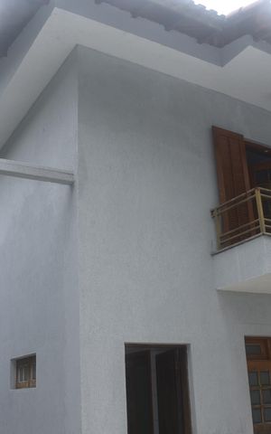 Casa para alugar com 318m², 3 quartos e 4 vagasQuintal do fundo