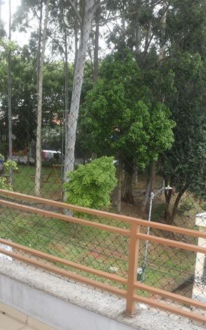 Casa para alugar com 318m², 3 quartos e 4 vagasSacada do quarto vista para rua