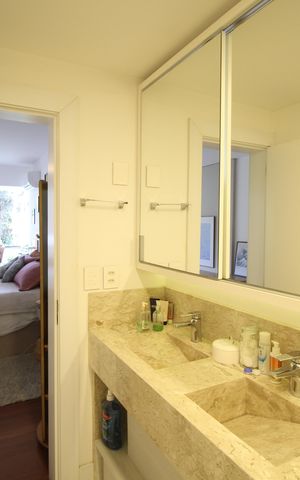 Apartamento para alugar com 150m², 3 quartos e 2 vagasBanheiro da Suíte 1