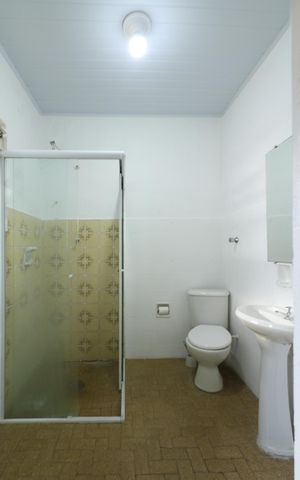 Casa para alugar com 150m², 2 quartos e 5 vagas Casa para alugar com 150m², 2 quartos e 5 vagasBanheiro