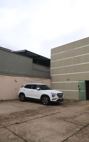 Apartamento para alugar com 65m², 2 quartos e 1 vagaGaragem - Fachada