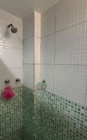 Apartamento para alugar com 79m², 2 quartos e 1 vaga Apartamento para alugar com 79m², 2 quartos e 1 vagaBanheiro 1