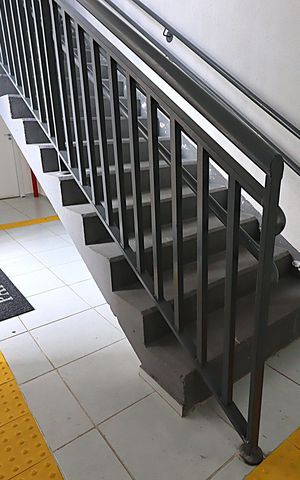Apartamento para alugar com 40m², 2 quartos e 1 vagaÁrea comum - Corrimão e piso tatil