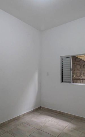 Casa para alugar com 60m², 1 quarto e sem vaga Casa para alugar com 60m², 1 quarto e sem vagaQuarto