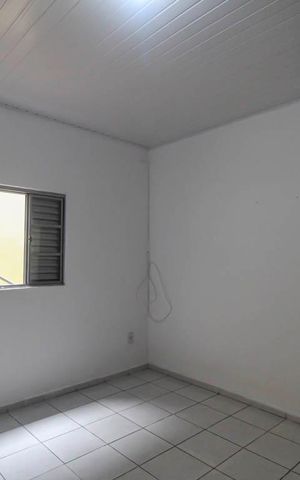 Casa para alugar com 60m², 1 quarto e sem vaga Casa para alugar com 60m², 1 quarto e sem vagaSala