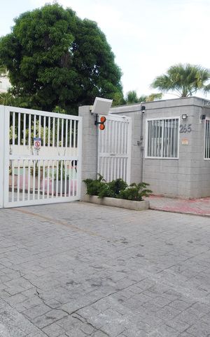 Apartamento para alugar com 51m², 2 quartos e 1 vagaFachada